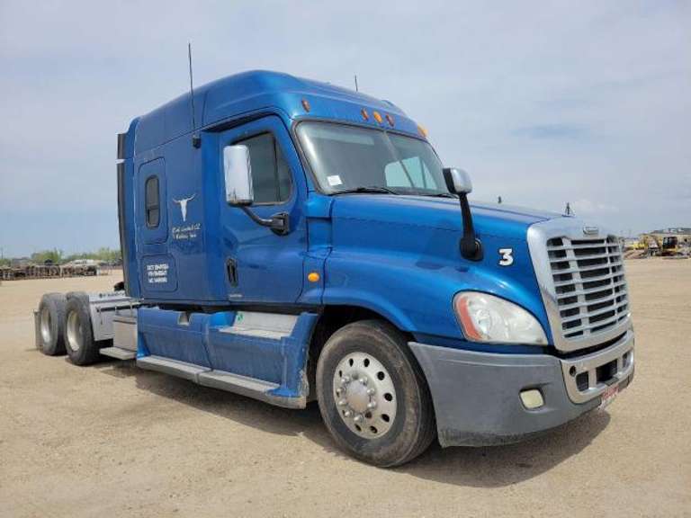 2012 Freightliner Cascadia Sleeper Semi