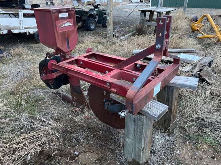 Elston 3PT Gopher Poisoner