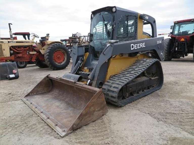 John Deere  333E Track Skidsteer