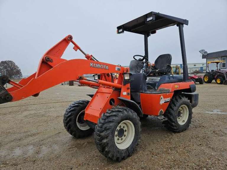 Kubota R420S 4x4 Compact Wheel Loader