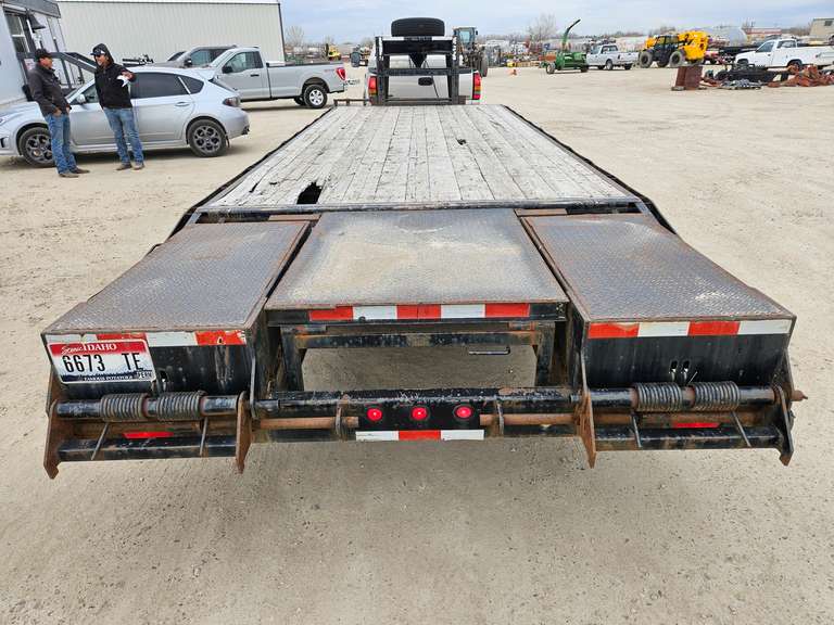 2007 C&B 24’x96" Dovetail Trailer with Ramps