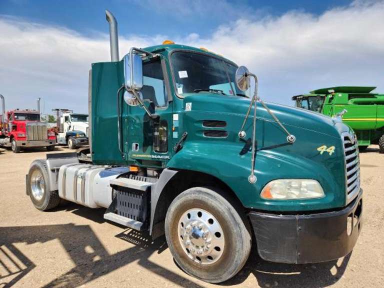 2012 Mack CXU612