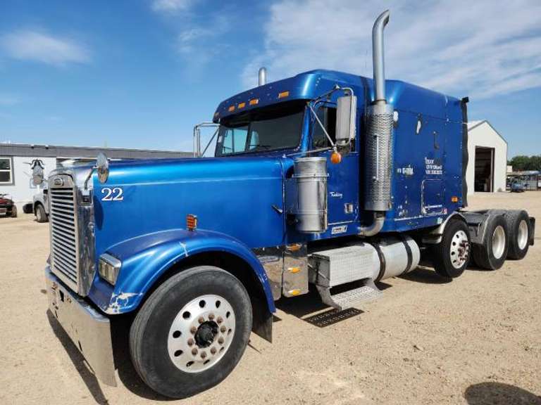 2003 Freightliner Classic XL