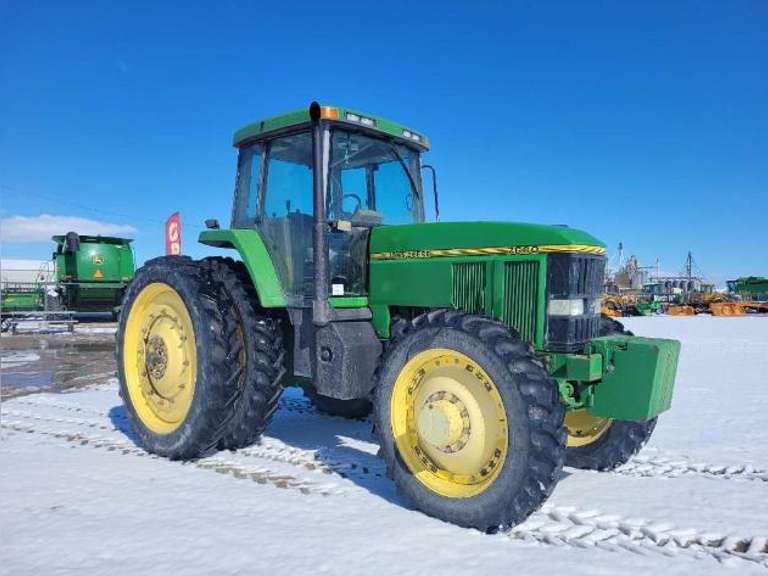 1996 John Deere 7600 MFWD 130 HP Tractor