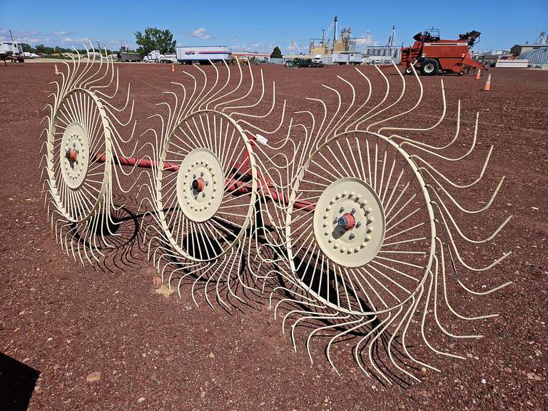 Three Wheel Rake Sitrex 3Pt 3-Wheel Rake - Armstrong Western LLC