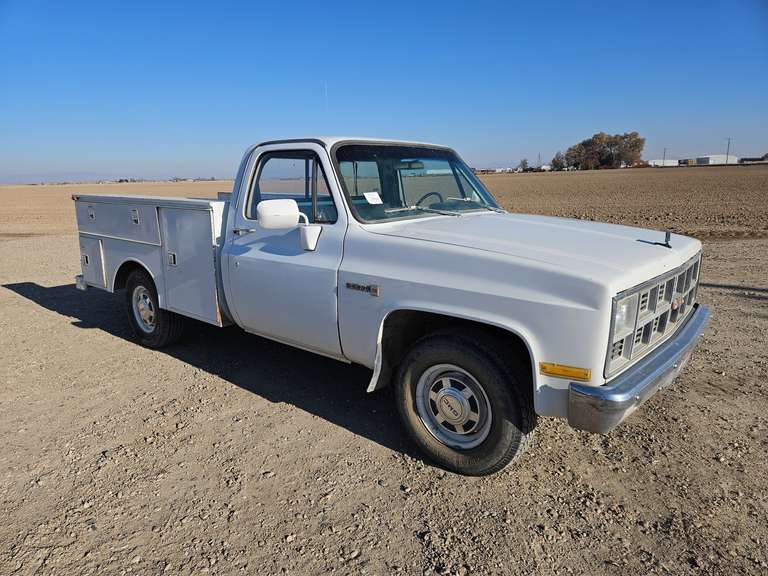 1982 GMC Sierra 2500 Service Pickup