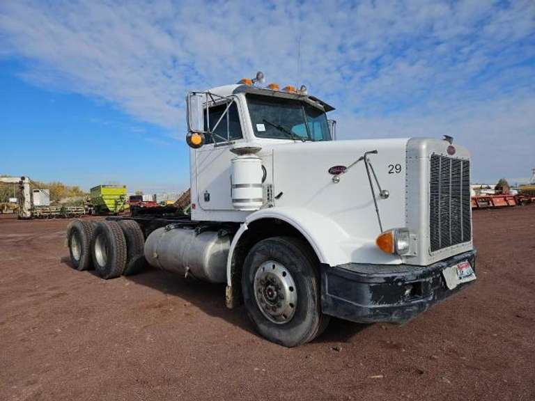 1993 Peterbilt 378 Conventional Truck