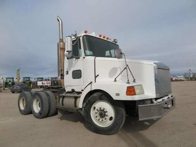 1994 White GMC • Coventional  Day Cab
