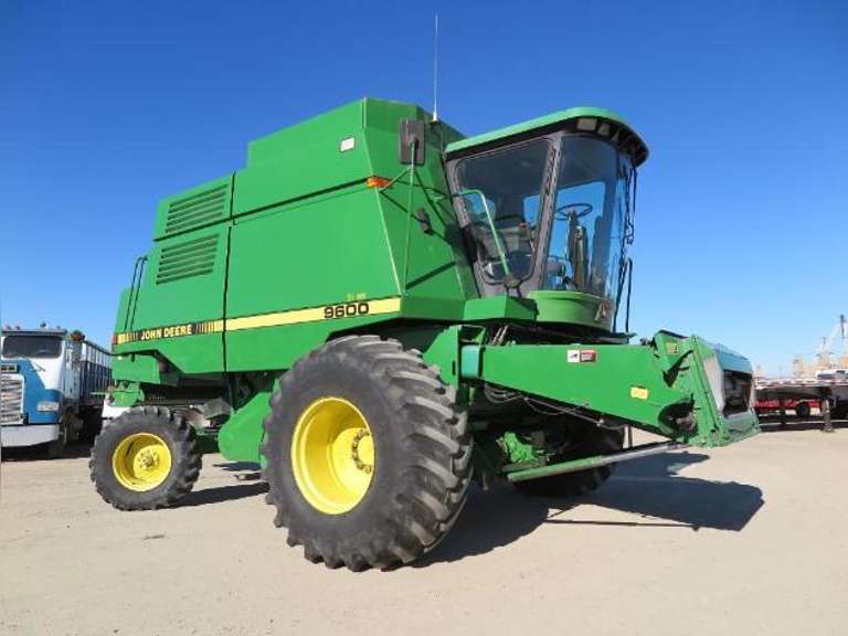 John Deere 9600 Combine - Just Added 3/10