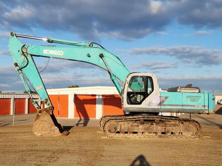 Kobelco SK330 Excavator