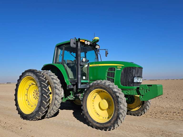 2010 John Deere 7430 166HP MFWD Tractor