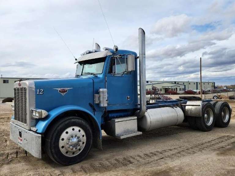 1991 Peterbilt 379 Short Hood
