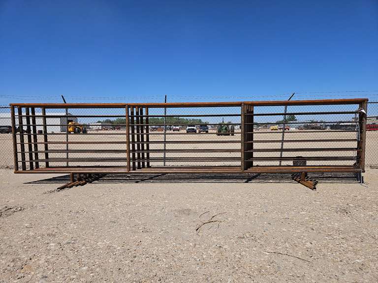 (5) 24’ Heavy Duty Livestock Panels- Style 1