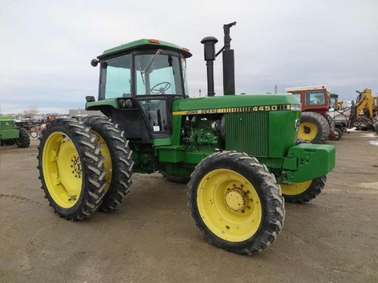 John Deere 8310 - 205HP MFWD Tractor