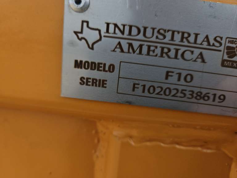 Industrias America F10 10’ Box Scraper