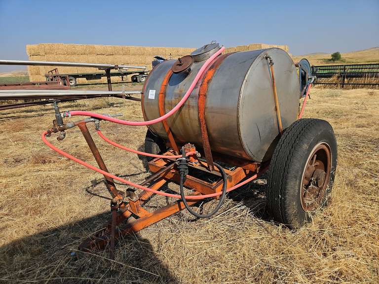 200-Gallon Stainless Spray Tank