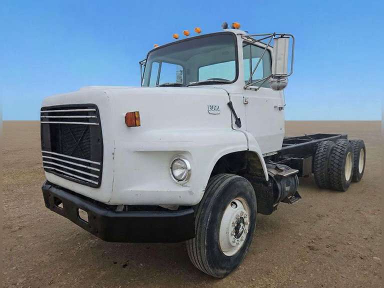 1978 Ford 8000 Day Cab Truck