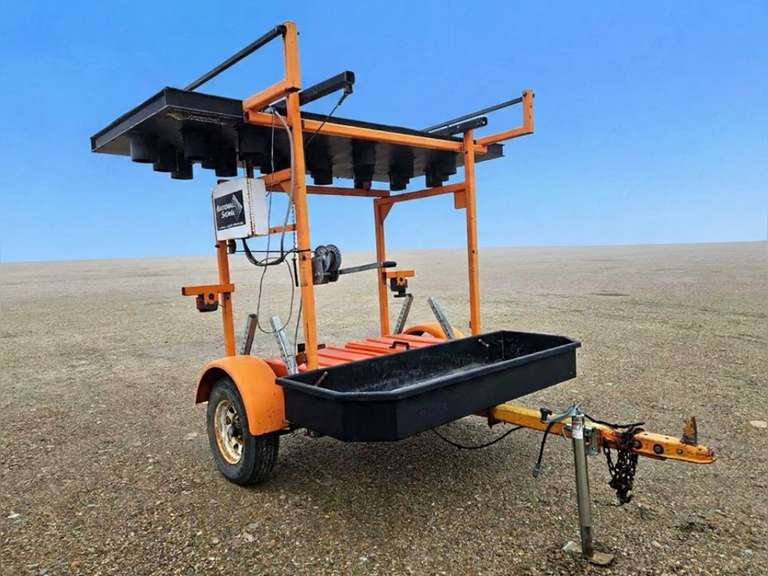 National Signal Solar Powered Traffic Arrow Board