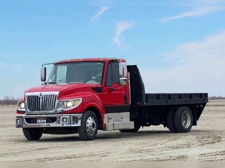 2015 International TA05 Flat Bed Truck