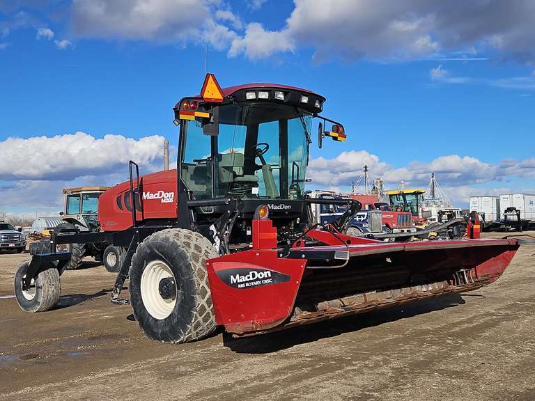 2012 Mac Don M205 Windrower w/ R85 Rotary Disc Head