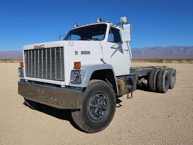 1983 GMC Brigadier Cab & Chassis Truck