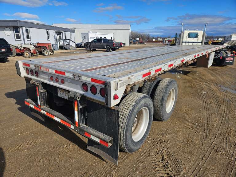 2000 Freuhauf 48’ Flatbed Trailer