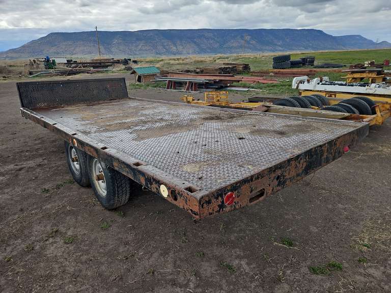 18' Tilt Deck Cart **Farm use only NO TITLE**