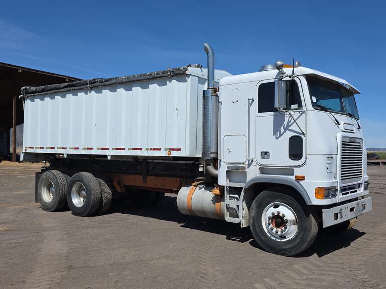 1994 Freightliner High COE Truck With 20' Hopper Bottom Bed