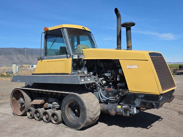 Cat CH65 270HP Crawler Tractor