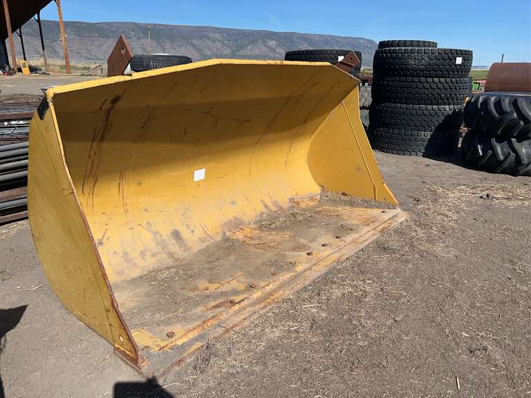 8’9” Loader Bucket