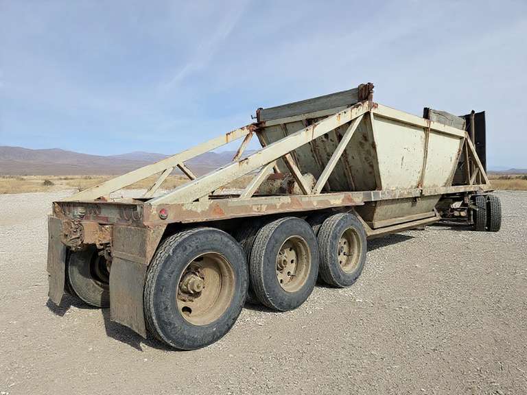 1998 Landoll 305D 40’ Belly Dump Trailer