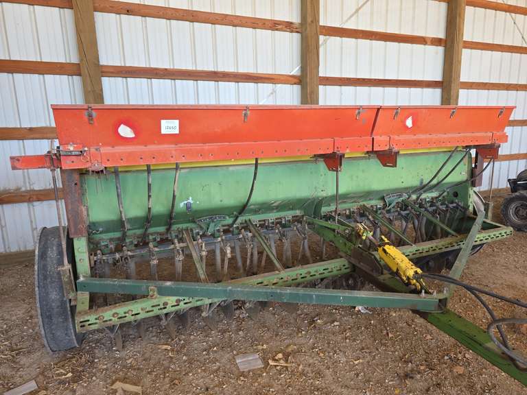 John Deere 8300 12' Grain Drill