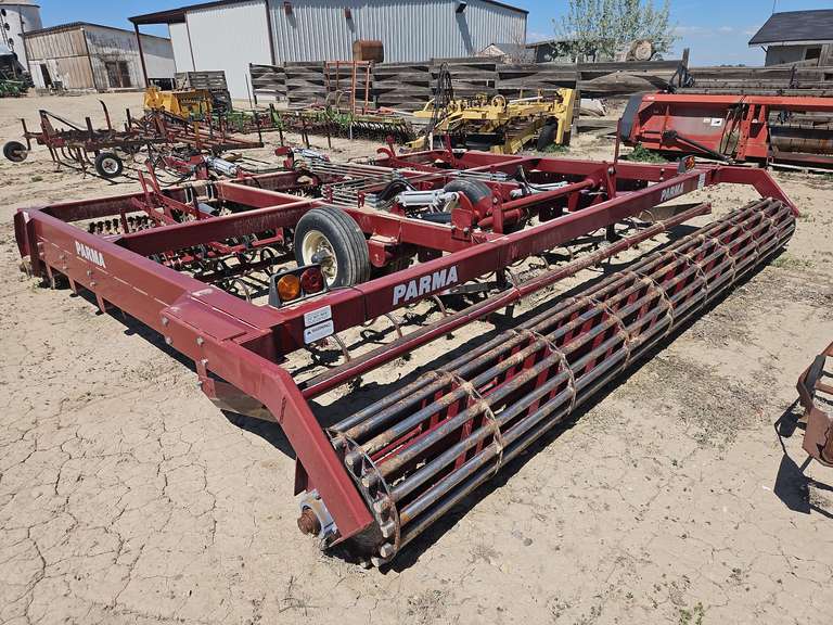 Parma 16' GroundHog
