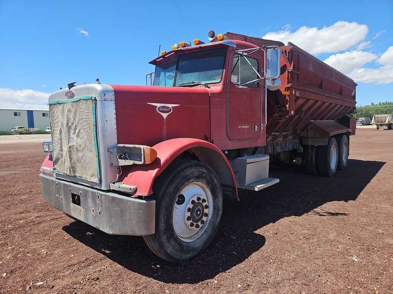 1990 Peterbilt 379 Self-Unloading Bed Truck (Non-Runner)