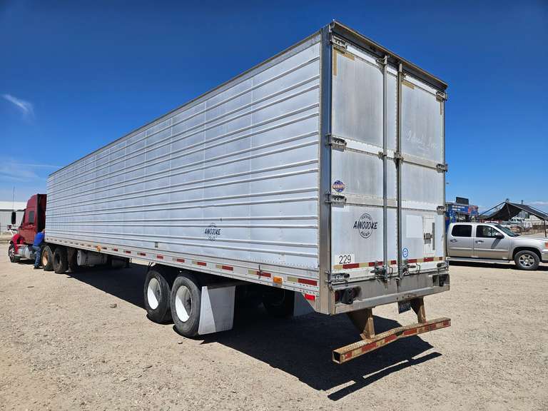 2000 Utility 53’ Refer Trailer