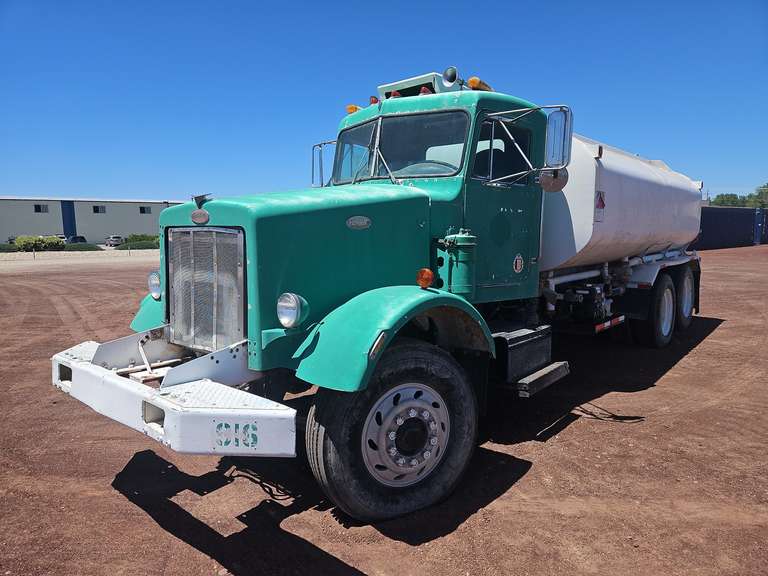 1984 Peterbilt 348 Water Truck