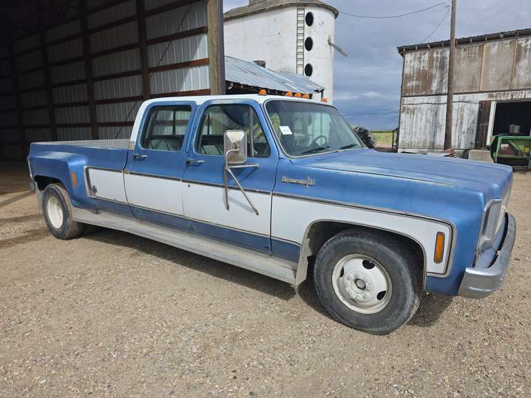 1974 Chevy Cheyenne Super 30 3+3 Crew Cab Dually Pickup