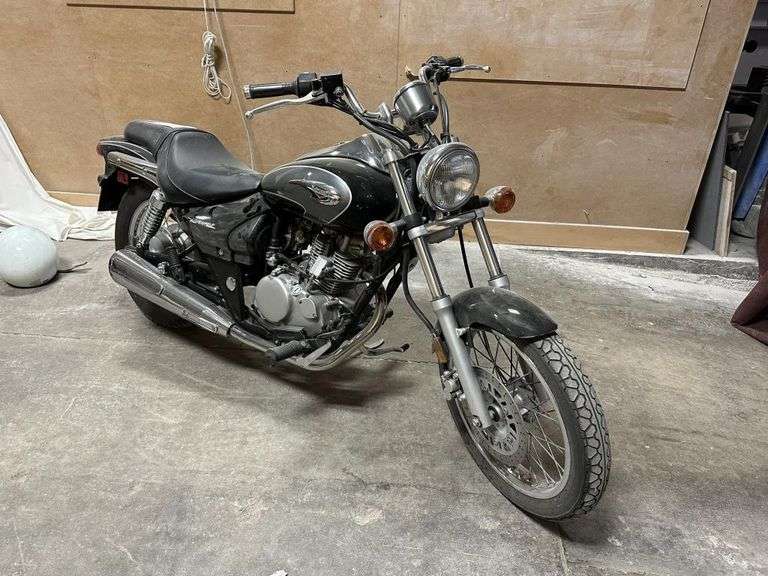 2002 Kawasaki Eliminator 125 Motorcycle