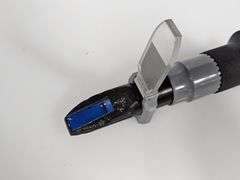 VW T10007B Analog Refractometer Fluid Analyzer w/ Hard Case