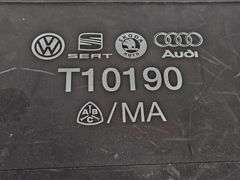 Volkswagen Audi OEM T10190 Wheel Screw Lock Socket Set