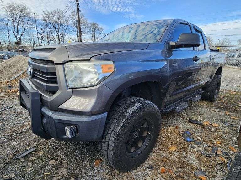 Metro Impound Lot Holiday 2025 Auction Buy at Your Price