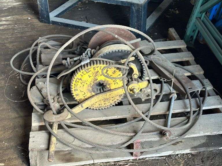 Vintage BB Bros 5 Ton winch with handle and cable on drum w/Mounting & Pulley
