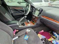 2012 Chrysler 300 Tow# 20878