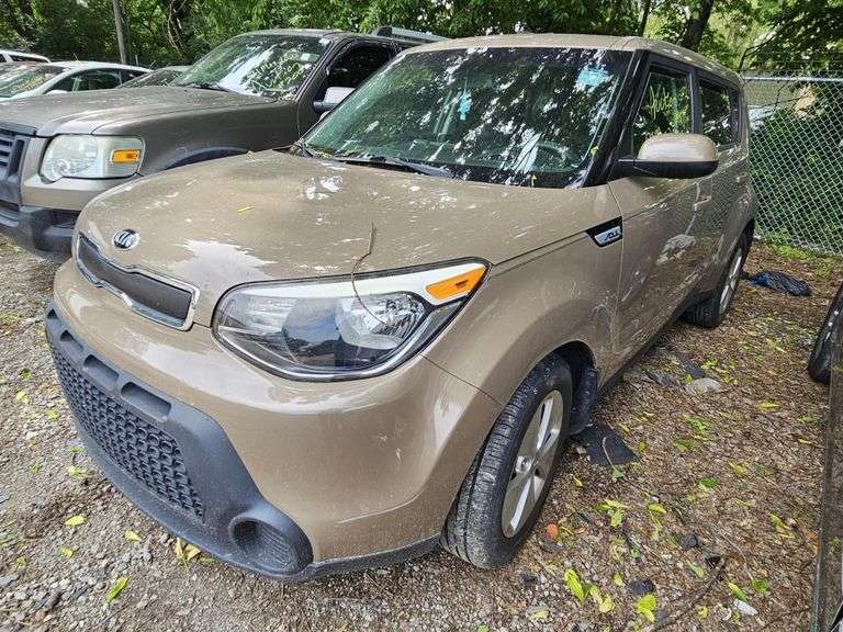 2016 Kia Soul Tow# 20900