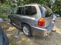 2007 GMC Envoy Denali Tow# 21463