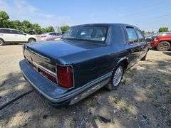 1996 Lincoln Town Car Tow# 20689