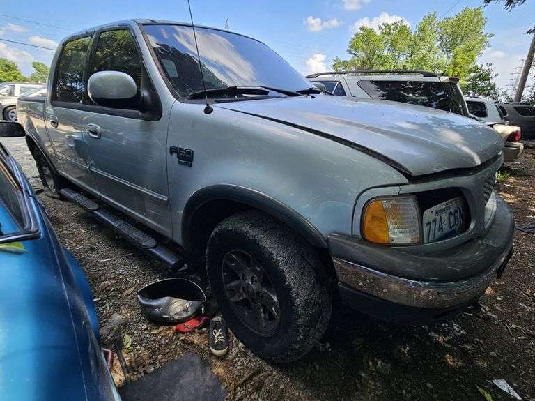 2002 Ford F-150 Tow# 22976