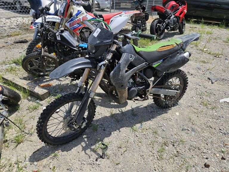 Kawasaki KX85 Dirt-Bike Tow# 22576