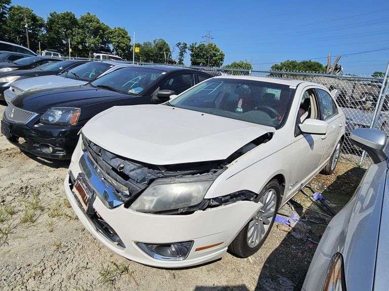 2010 Ford Fusion Hybrid Tow# 22972