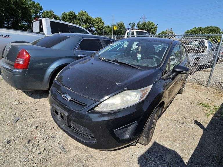 2013 Ford Fiesta Tow# 22778